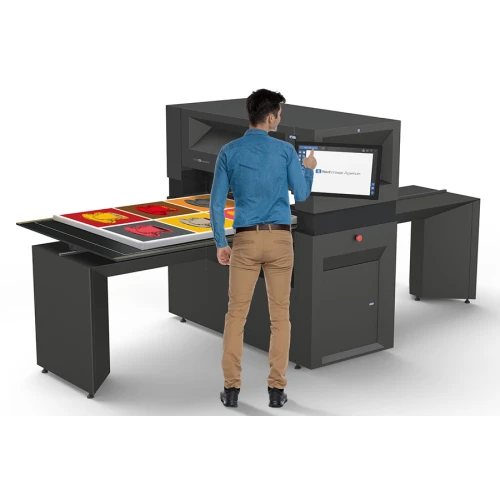 The Contex HD Apeiron 42 makes considerable sense as an art and textiles scanner